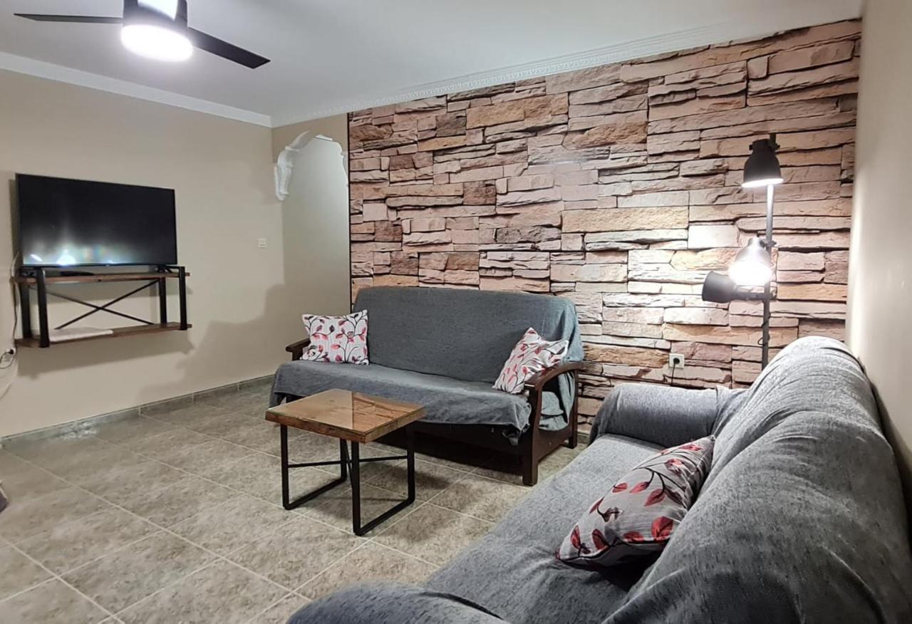 Apartamentos Los Robles Alcala del Jucar Ngoại thất bức ảnh