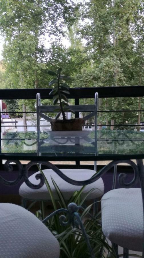 Apartamentos Los Robles Alcala del Jucar Ngoại thất bức ảnh